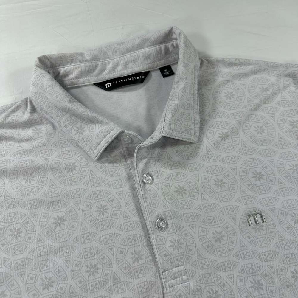 TravisMathew Polo Shirt Mens Size XL Gray Allover Geometric Print Golf
